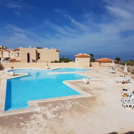 Дом отдыха Roque Del Conde 2 With Fantastic Sea Views, 2 Terraces, Pool, Wifi, Sat-tv, Dishwasher