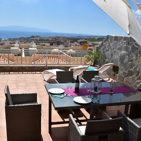 Дом отдыха Roque Del Conde 2 With Fantastic Sea Views, 2 Terraces, Pool, Wifi, Sat-tv, Dishwasher Адехе